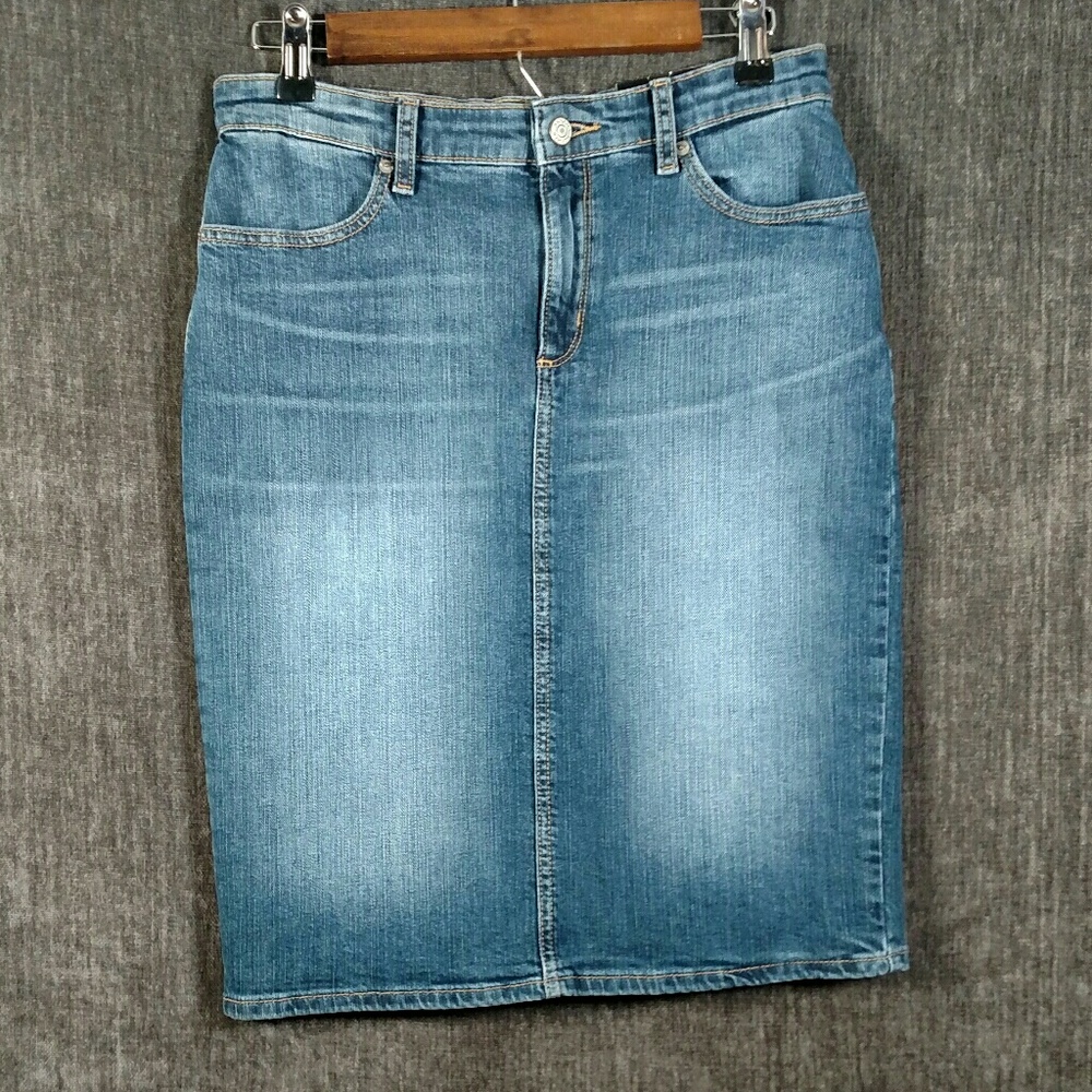 Banana Republic Denim Pencil Skirt, Size 27/4
